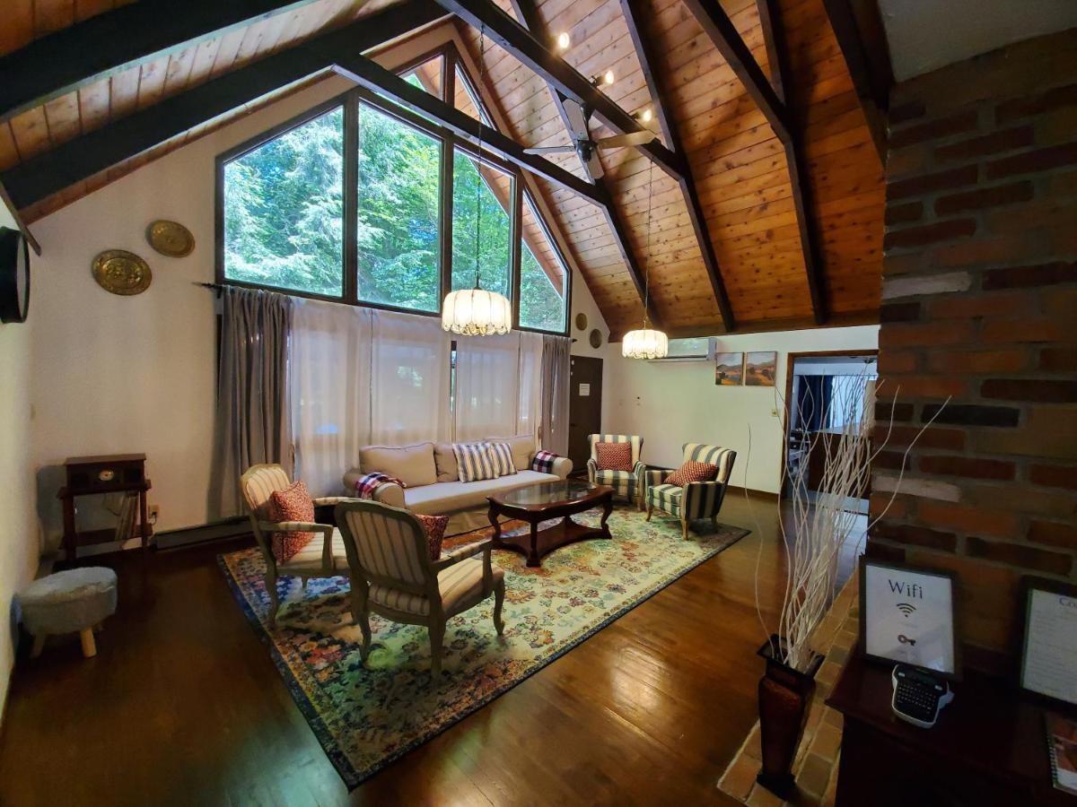 Walk To Pool & Beach - Spacious Gateway, Hot Tub, Game Room Pocono Country Place エクステリア 写真