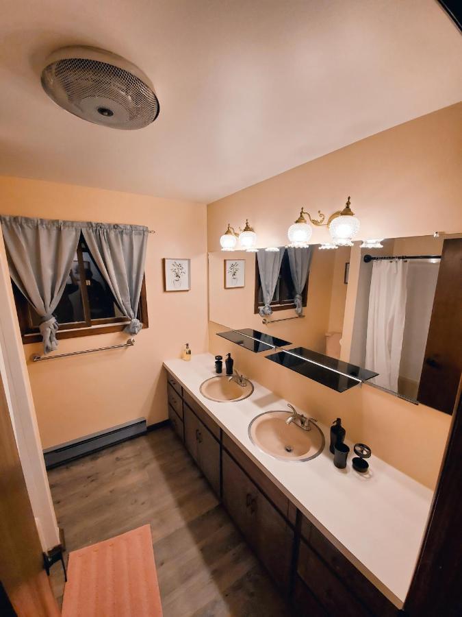 Walk To Pool & Beach - Spacious Gateway, Hot Tub, Game Room Pocono Country Place エクステリア 写真