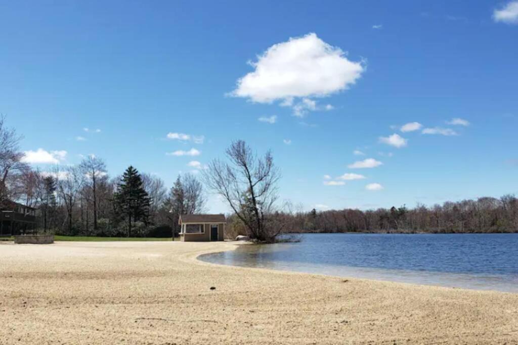 Walk To Pool & Beach - Spacious Gateway, Hot Tub, Game Room Pocono Country Place エクステリア 写真