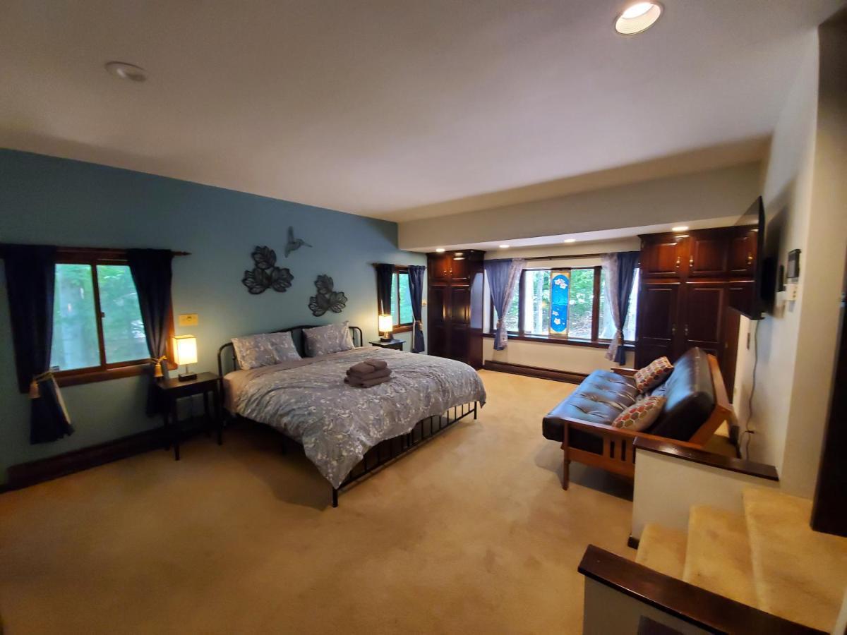 Walk To Pool & Beach - Spacious Gateway, Hot Tub, Game Room Pocono Country Place エクステリア 写真