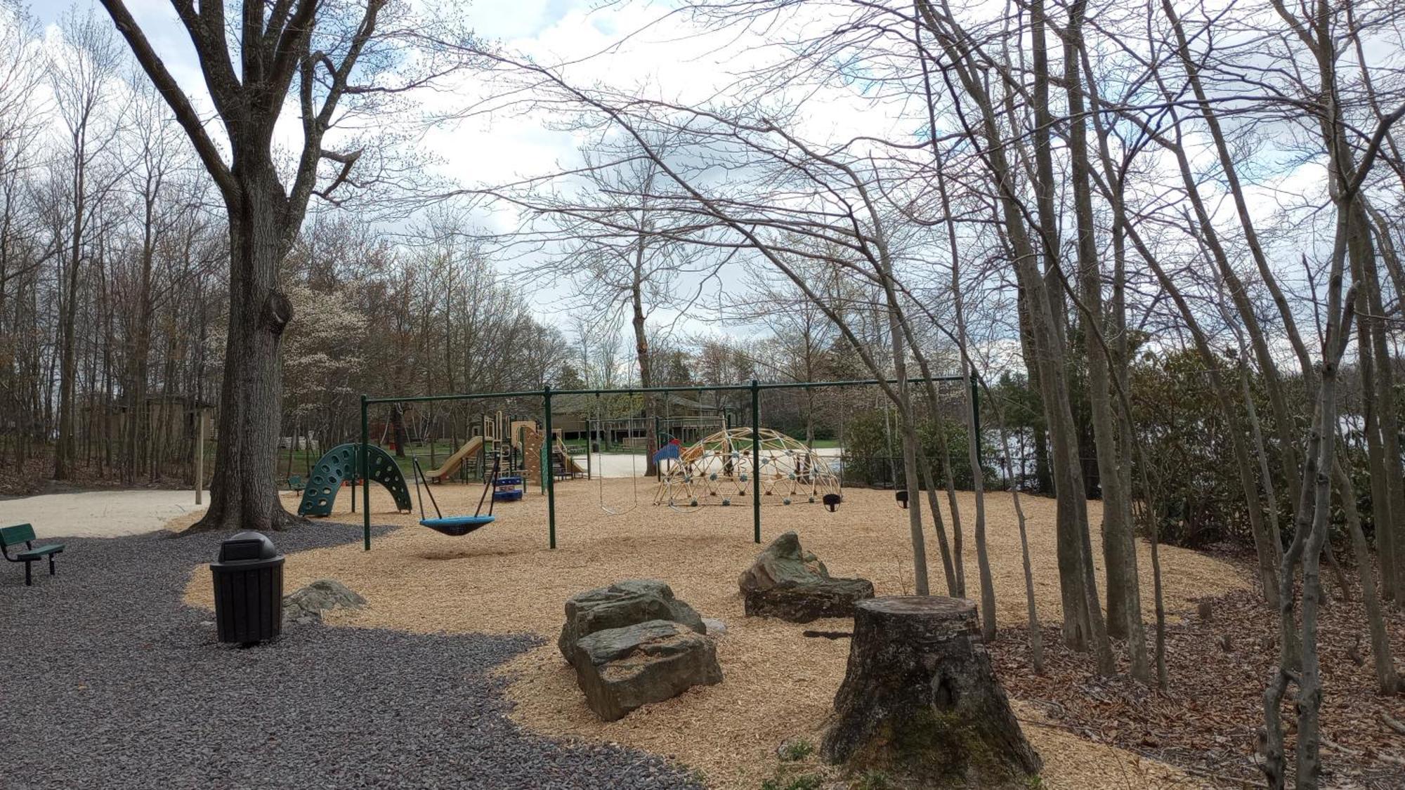 Walk To Pool & Beach - Spacious Gateway, Hot Tub, Game Room Pocono Country Place エクステリア 写真