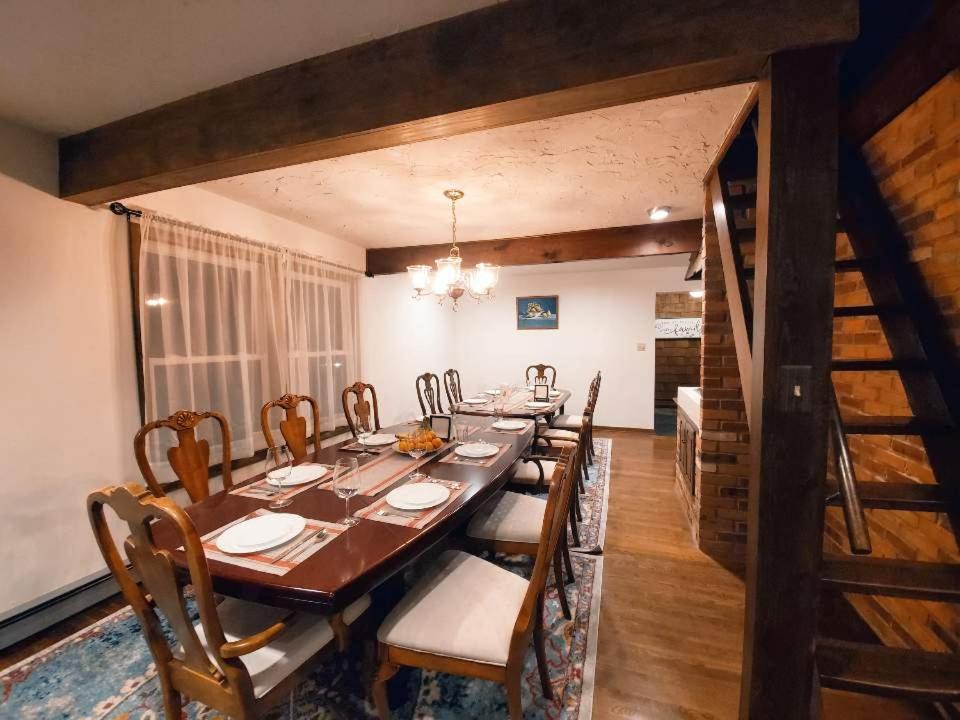 Walk To Pool & Beach - Spacious Gateway, Hot Tub, Game Room Pocono Country Place エクステリア 写真